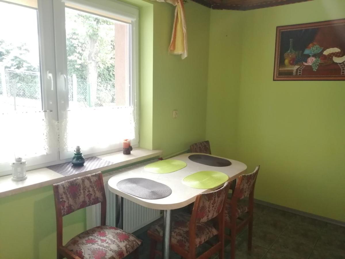 Apartament nad szumiącym potokiem - Housity