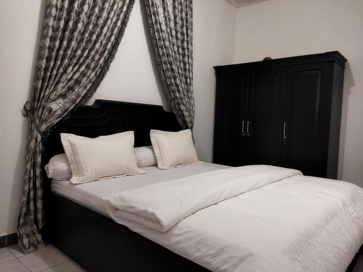 Balqis Homestay Syariah I Pasar Aur Kuning - Housity