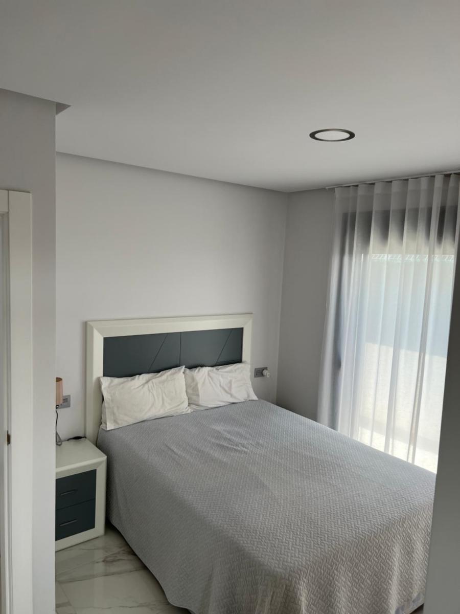 Valentina - Housity
