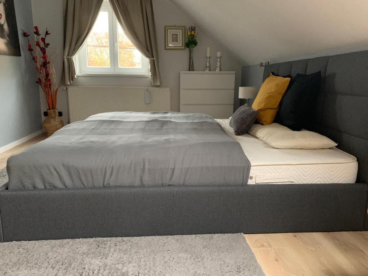 Luca Holiday House - Housity