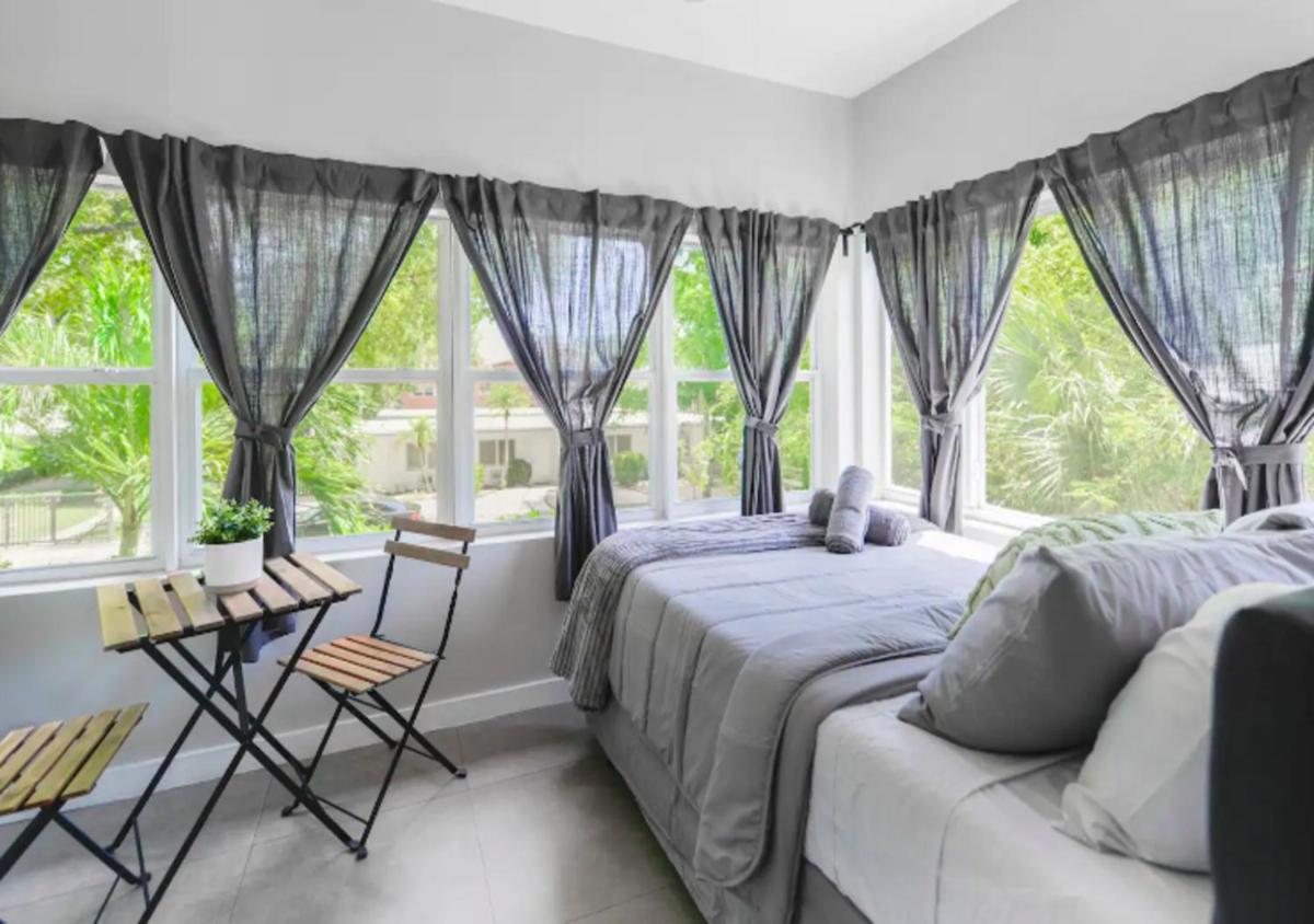 Lovely 3BD House In Miami - Housity
