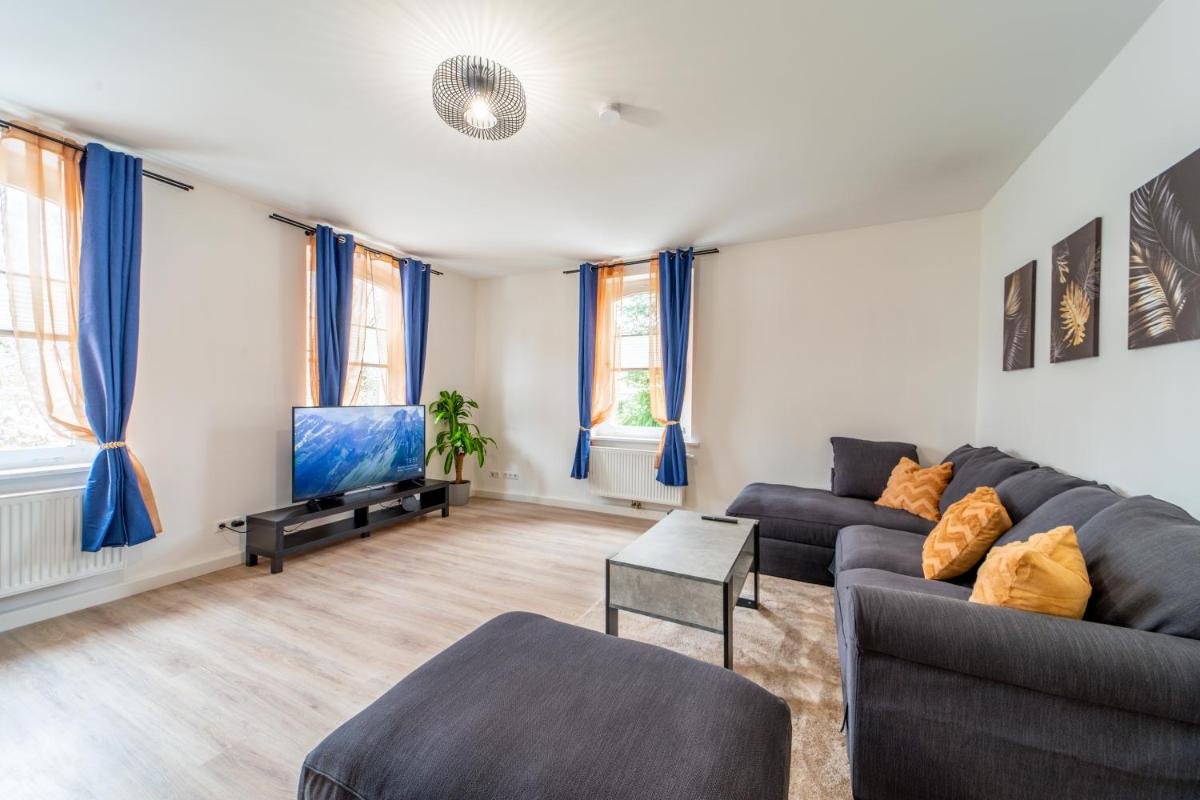 Classic Apartments - zentral - bis 6 Personen - Parkplatz - Housity