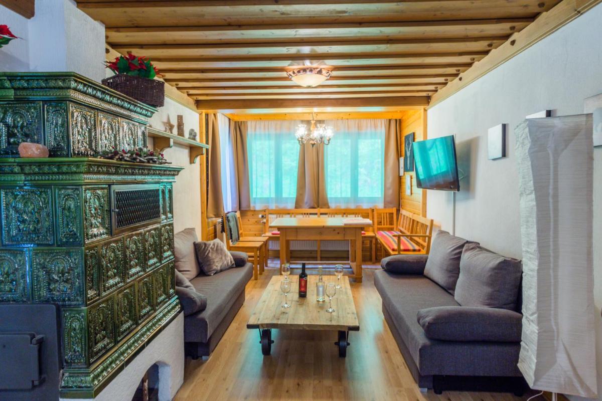 Four Seasons Lodge - Housity
