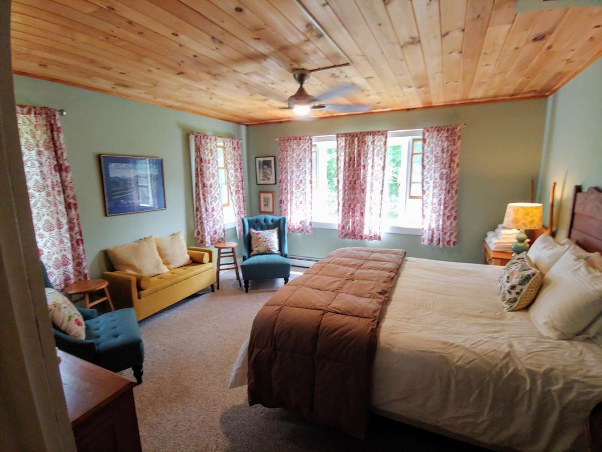 Keene Valley Lodge - Housity