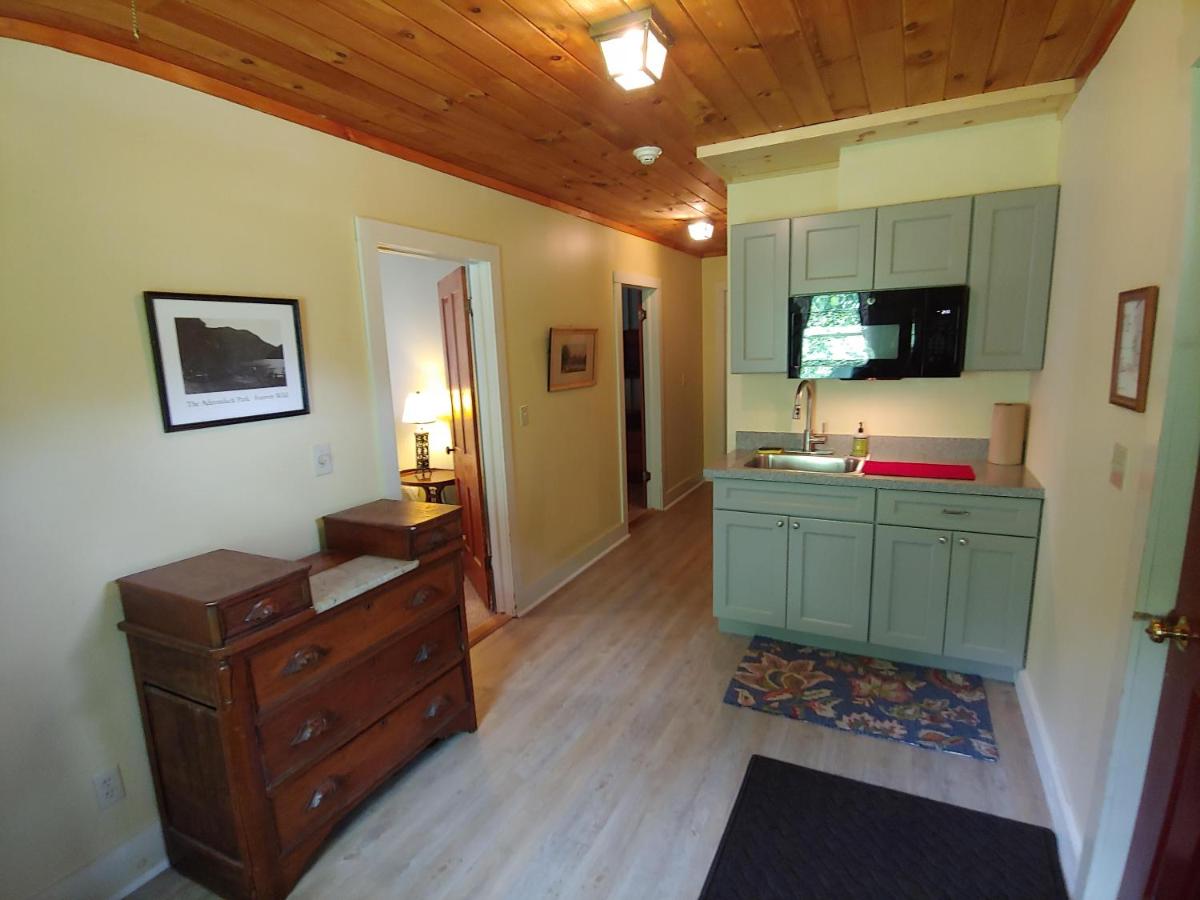 Keene Valley Lodge - Housity