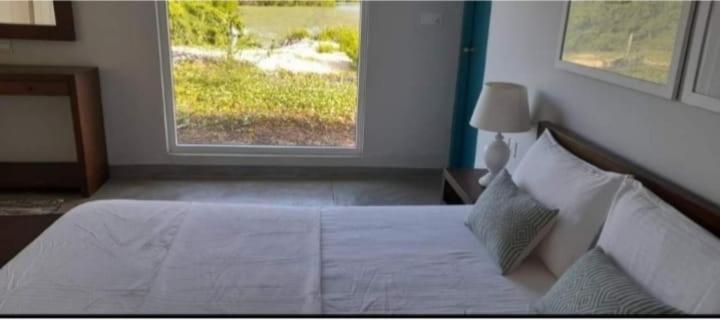 bedrock beach bungalows - Housity