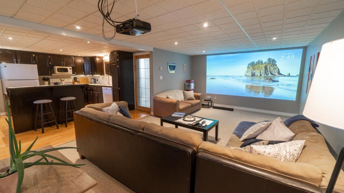 Sunset Tides - Housity