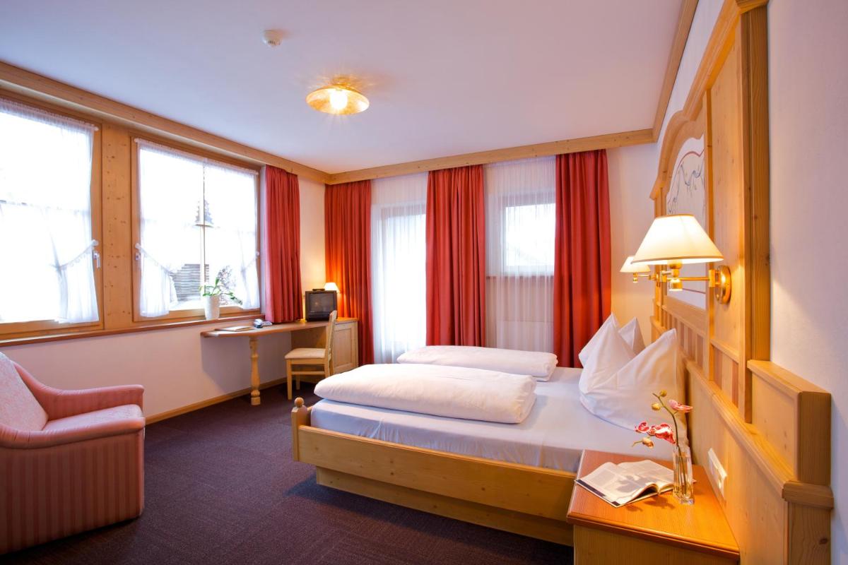 Hotel B&B Pardeller - Housity