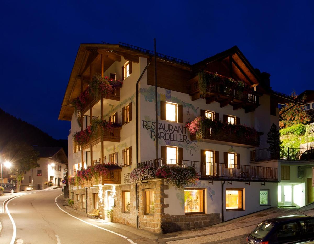 Hotel B&B Pardeller - Housity