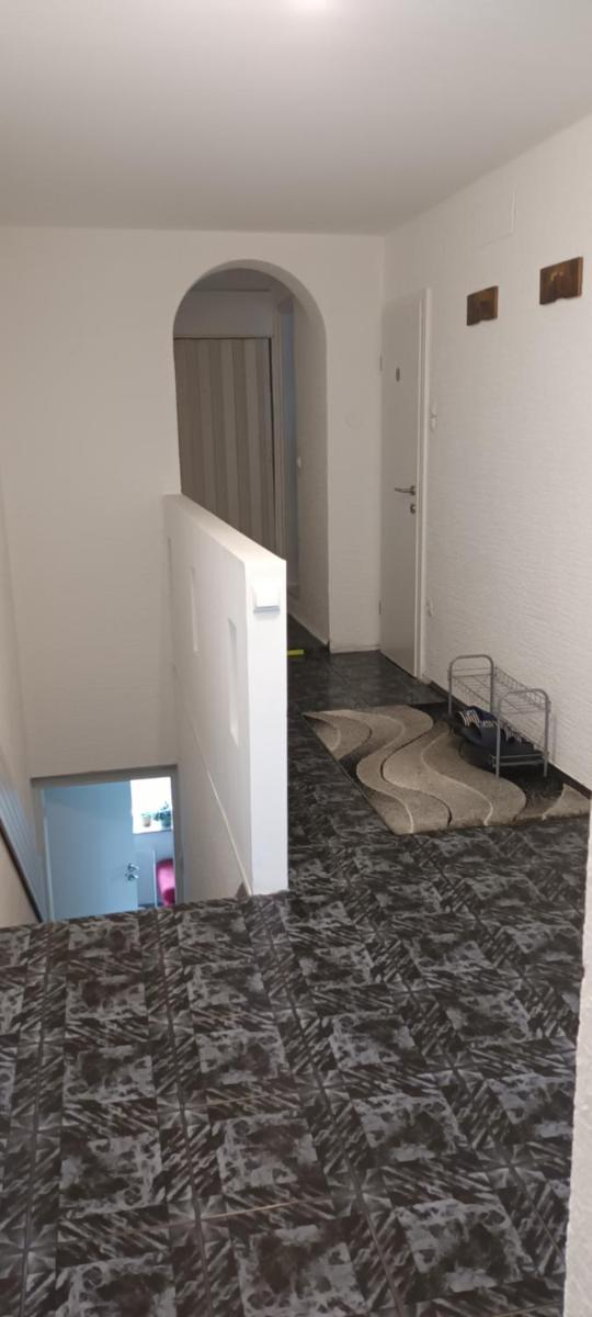 ApartmentMR - Housity