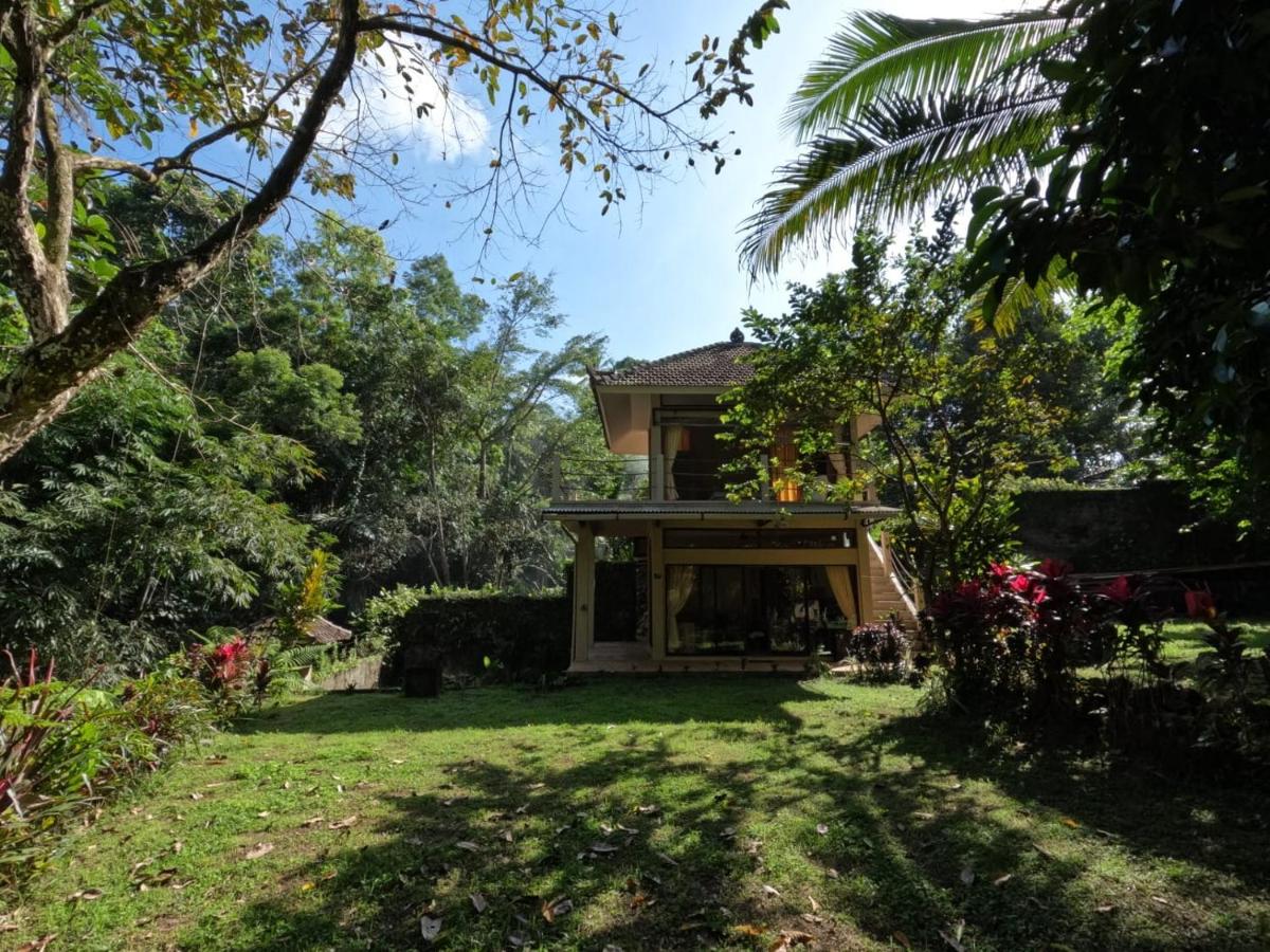 Bali Hot Spring - Housity