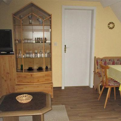 Ferienwohnungen Pension Dietze - Housity