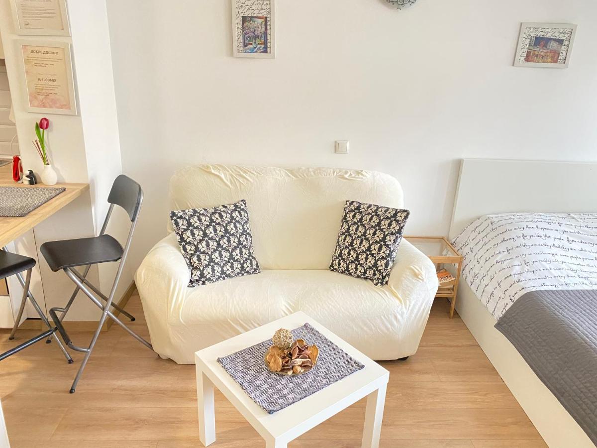 Molly's Apartment - Housity