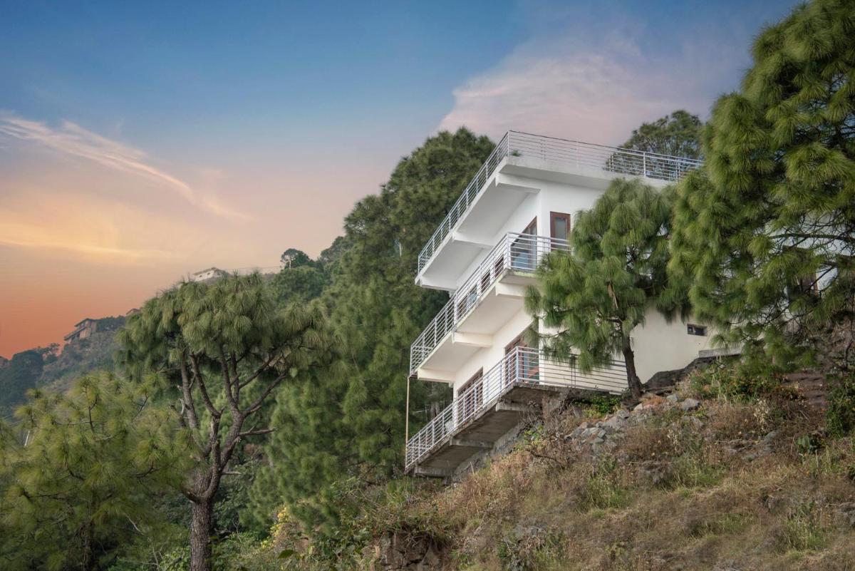 Humble Stay VIlla I Near Mall Road Kasauli I Open Garden & Rooftop I Bonfire - Housity