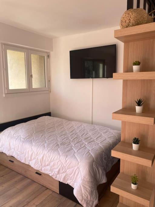 Studio moderne et cosy avec balcon et parking - Housity