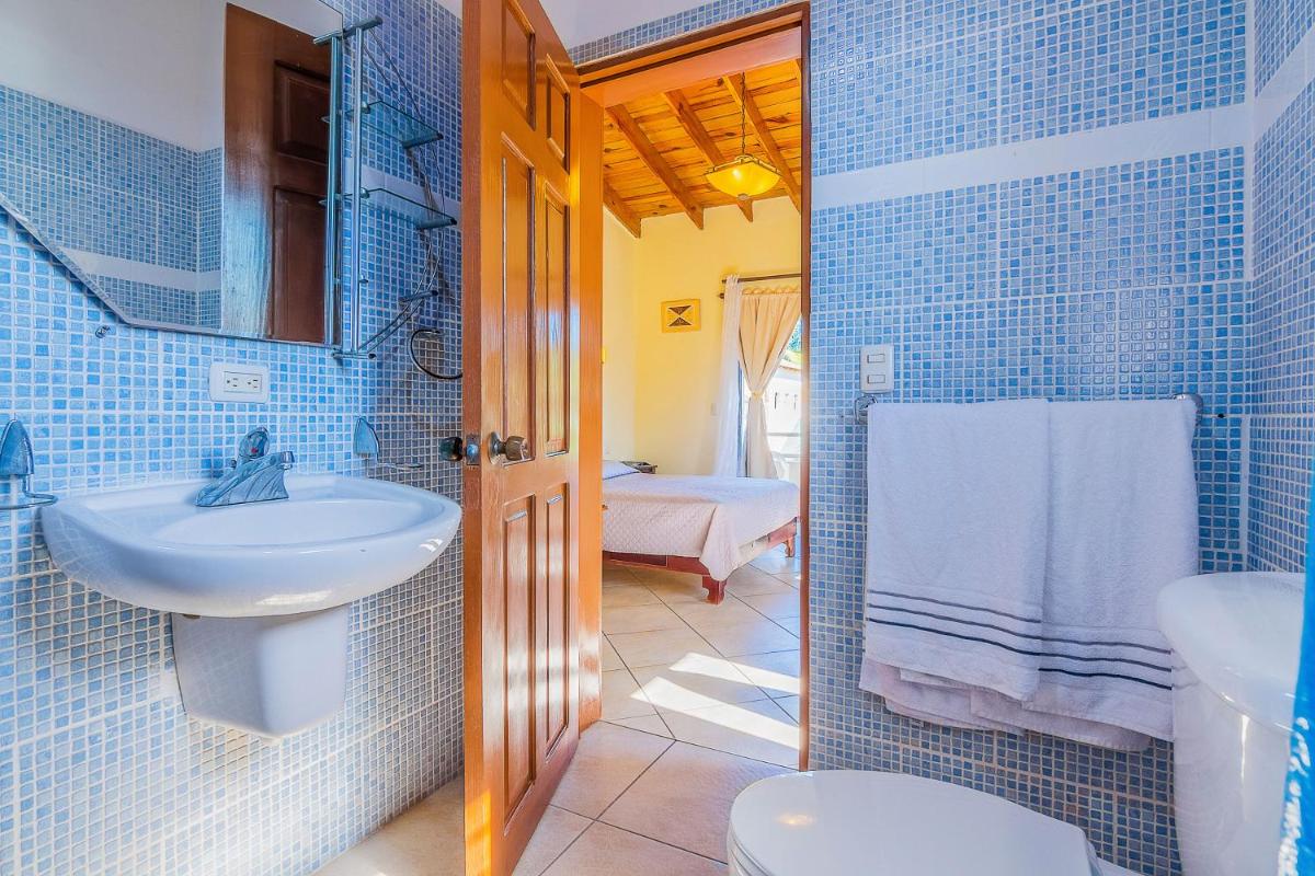 D'Piero Hotel - Housity