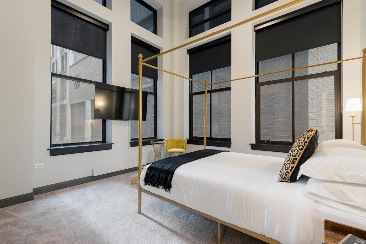 Cloud9 - Downtown Chicago at Millennium on LaSalle - Housity