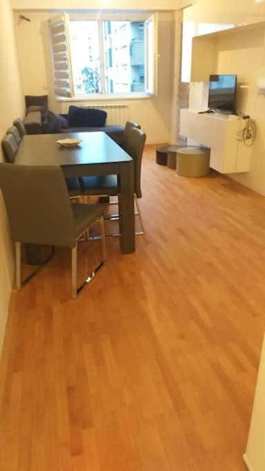 Nikolov Apartment - Housity