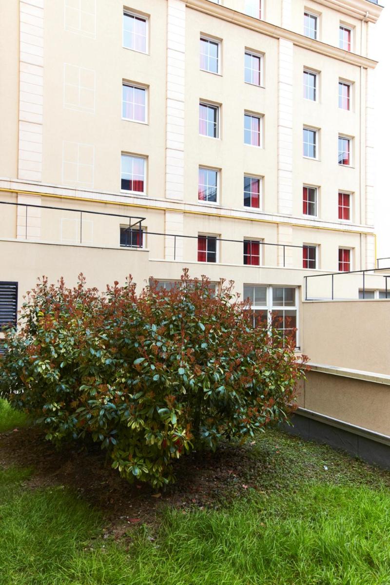 Kyriad ECO - Suresnes - La Defense - Housity