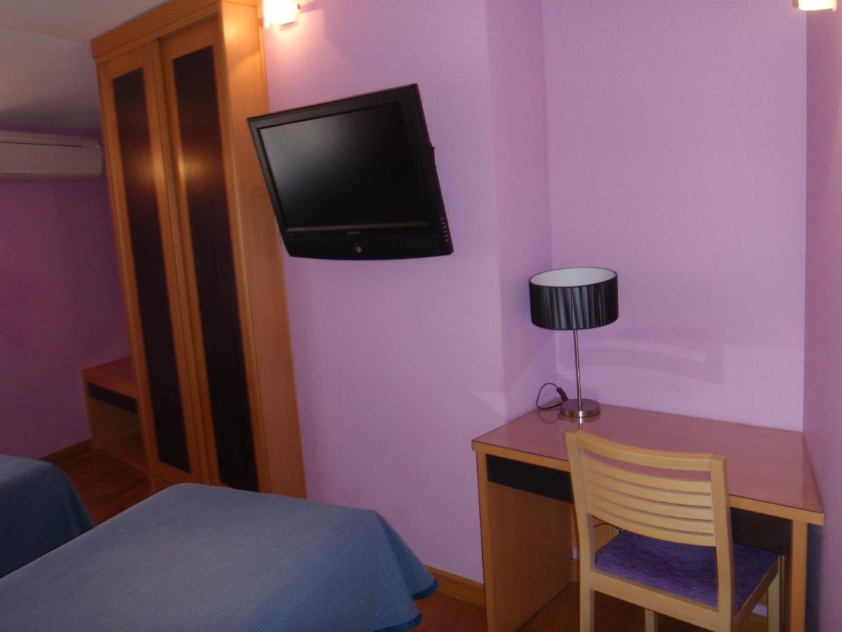 Hostal CC - Housity