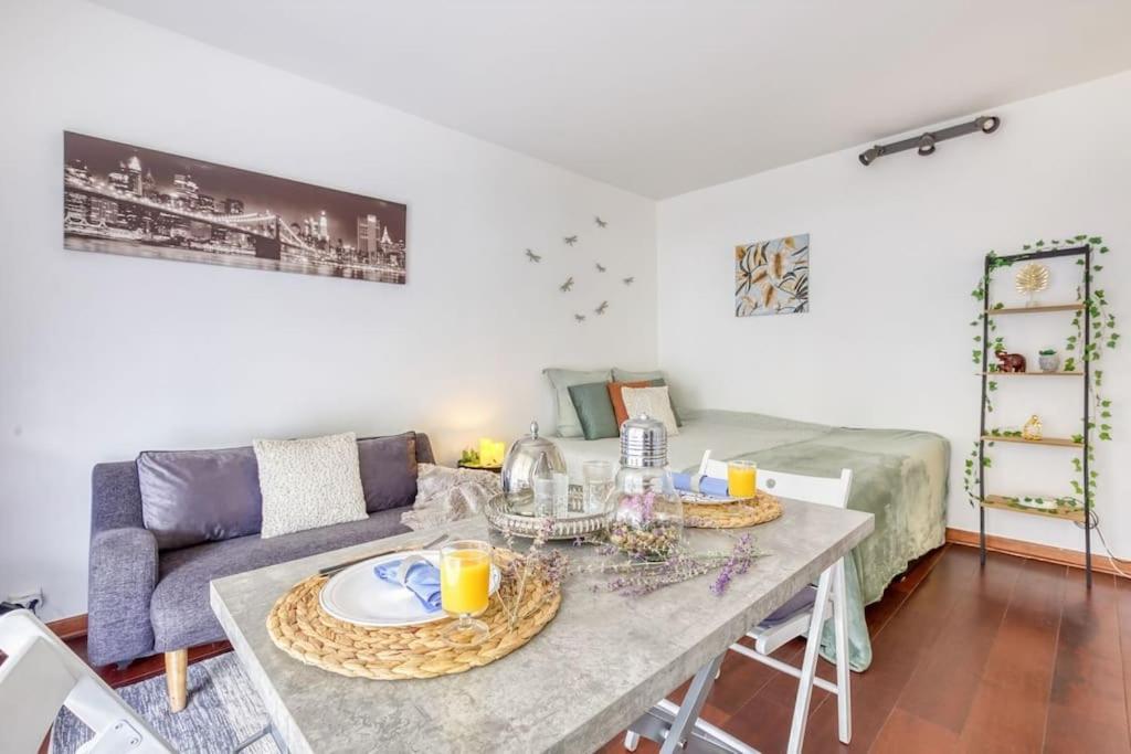 ZEN studio 20 minutes Paris, CDG, Stade de France - Housity