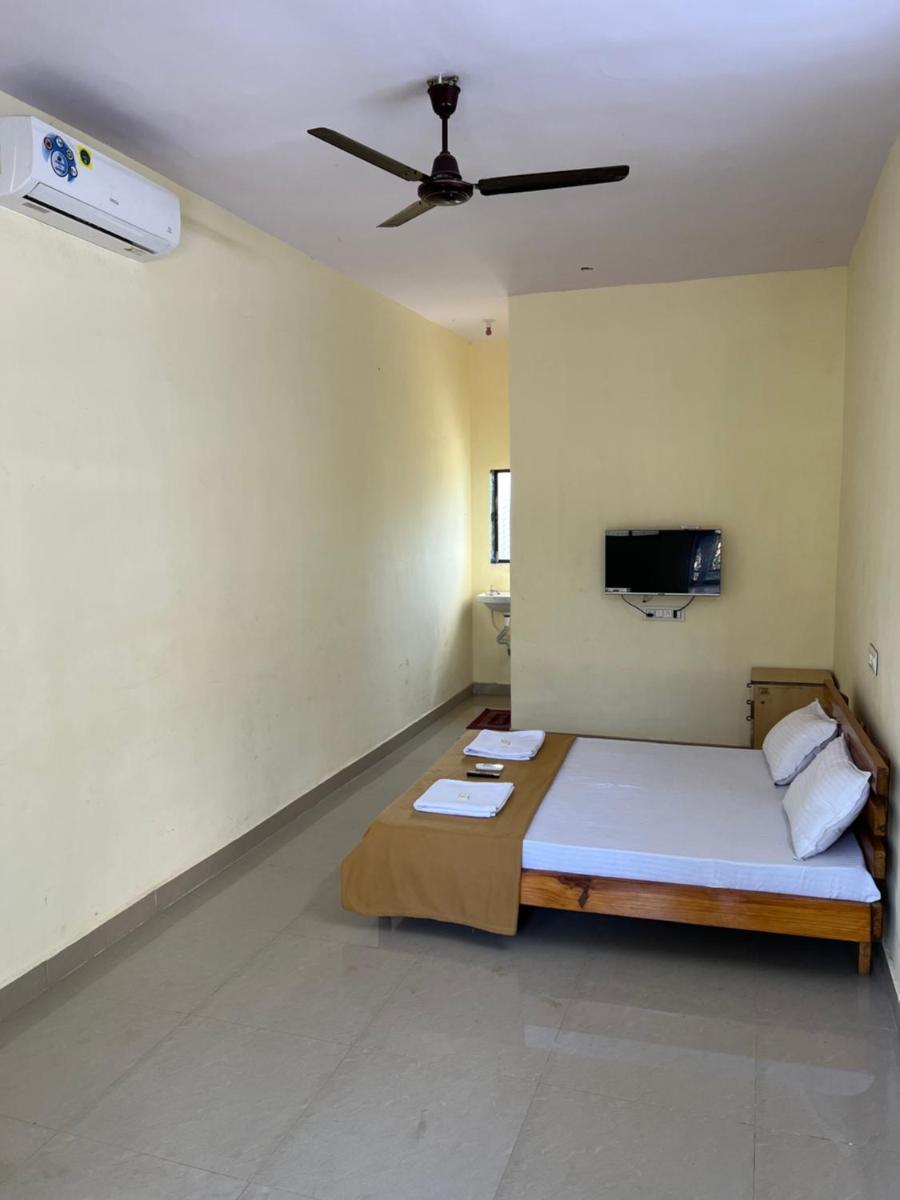 Jay Malhar Cottage Alibag - Housity