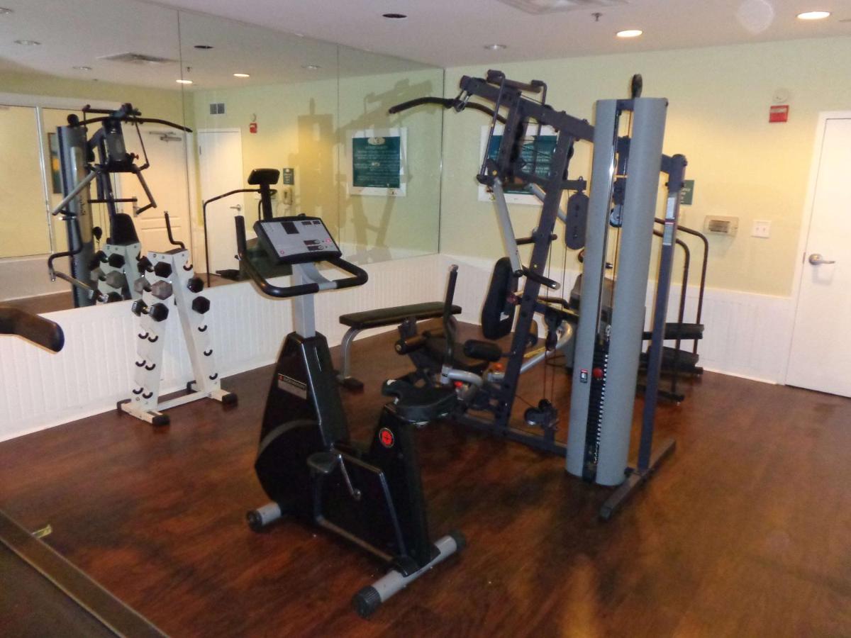SureStay Plus by Best Western Orlando Lake Buena Vista - Housity