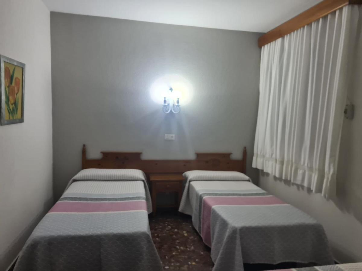 Hotel Restaurante El Lago - Housity