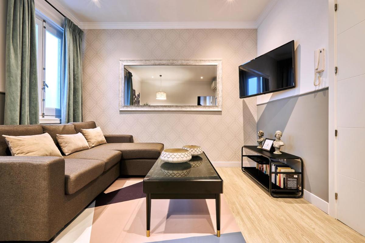 Castello Rentals - Housity