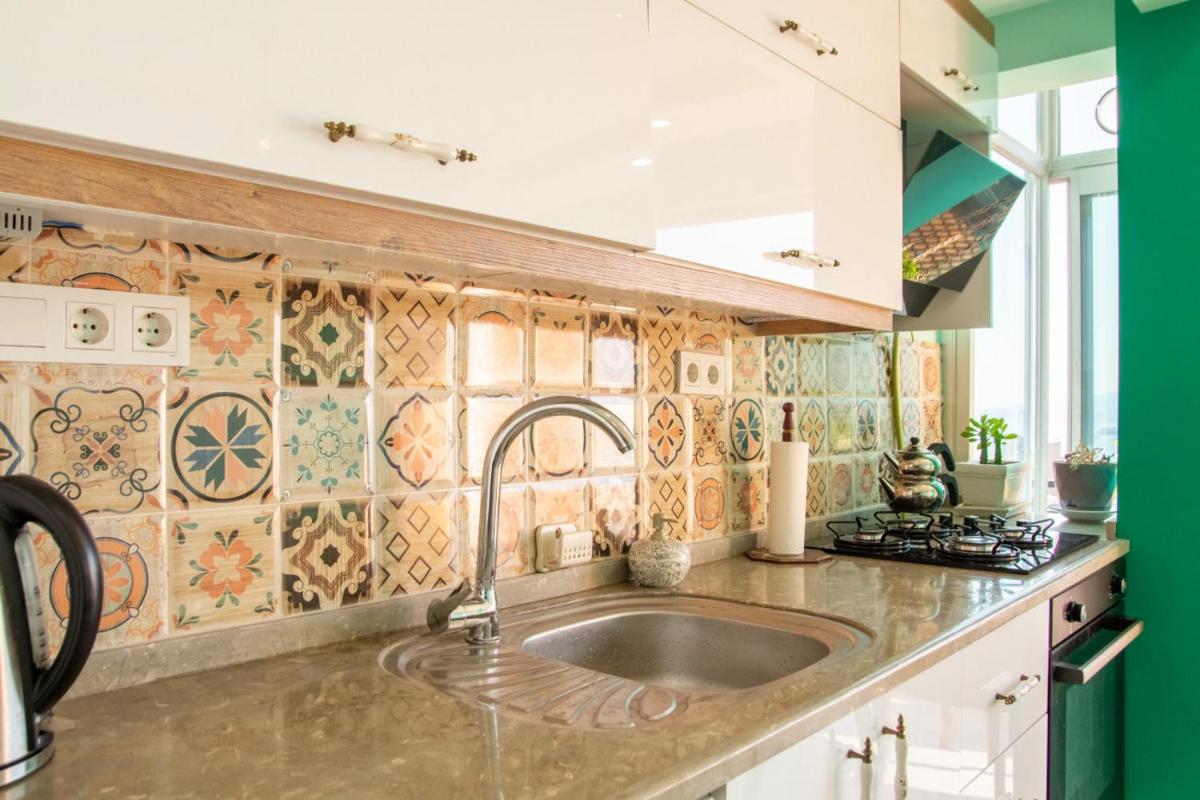 Flat with Great View and Central Location in Konak - Housity