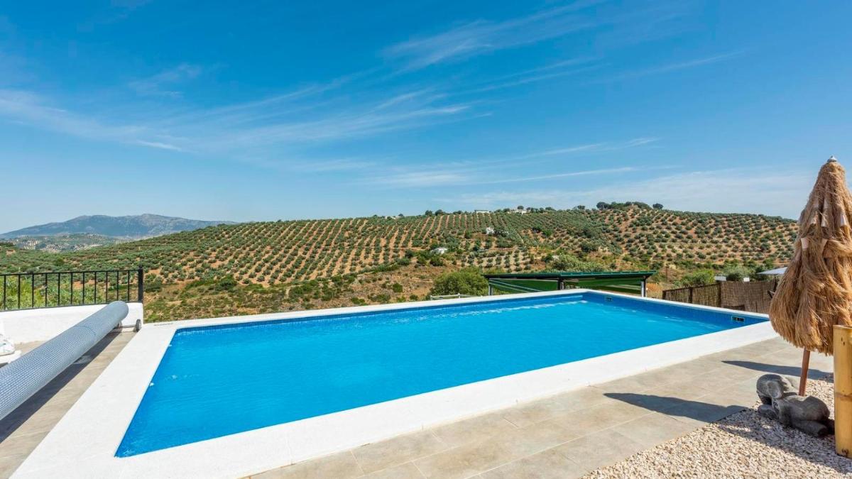 Cortijo Chaparro Algarinejo by Ruralidays - Housity