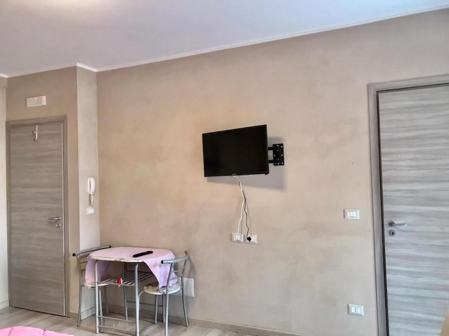Cozy studio close by the Aragones castle - Housity