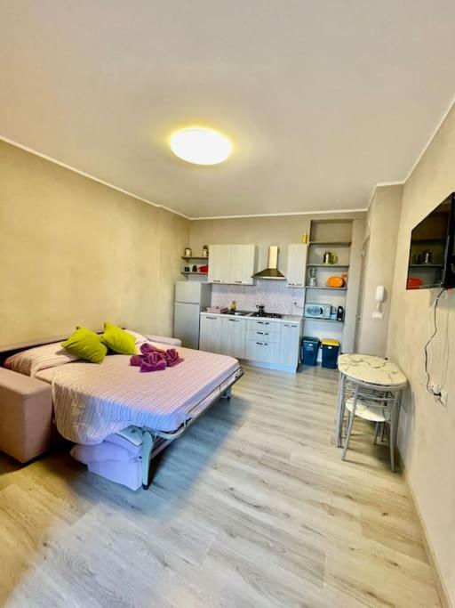 Cozy studio close by the Aragones castle - Housity