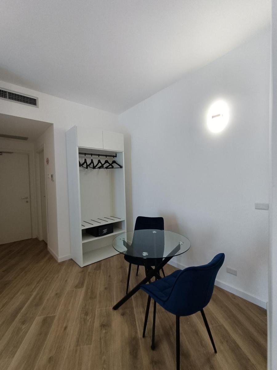 Hotel Smart Cruise - Housity