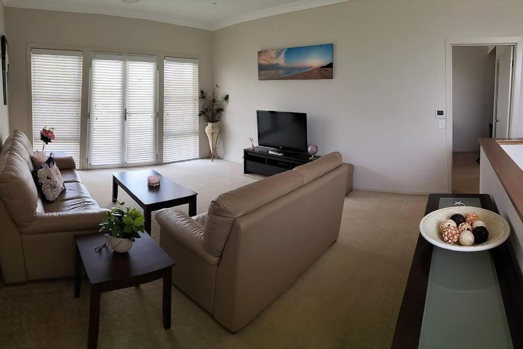 Surfmist Barrack Point - Housity