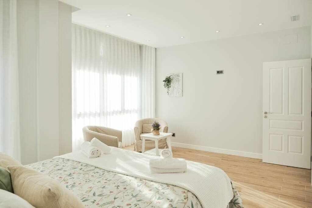 CASA ROLAO Elegante Casa Familiar 10 personas - Housity
