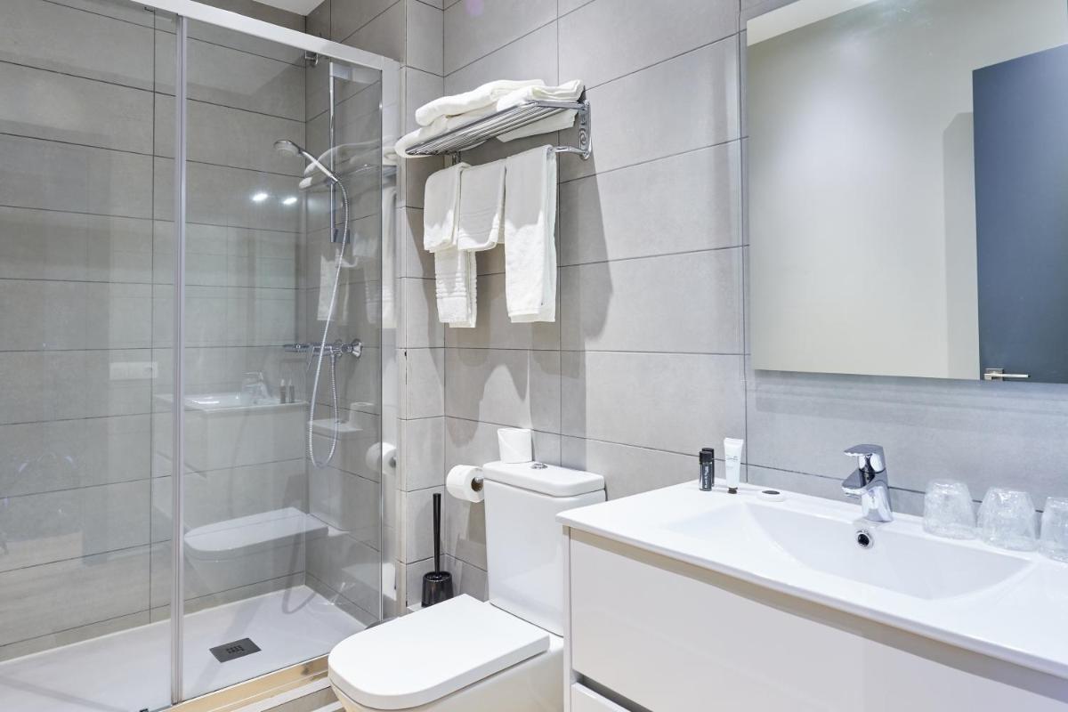 Un baño de Hotel Parada Puigcerda