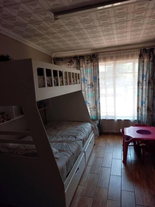 Asante House - Housity