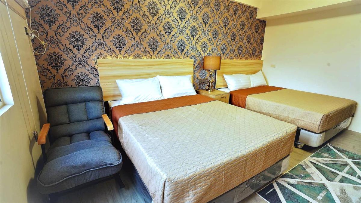 Relaxing Studio five in Bacolod across Ayala Mall - Housity