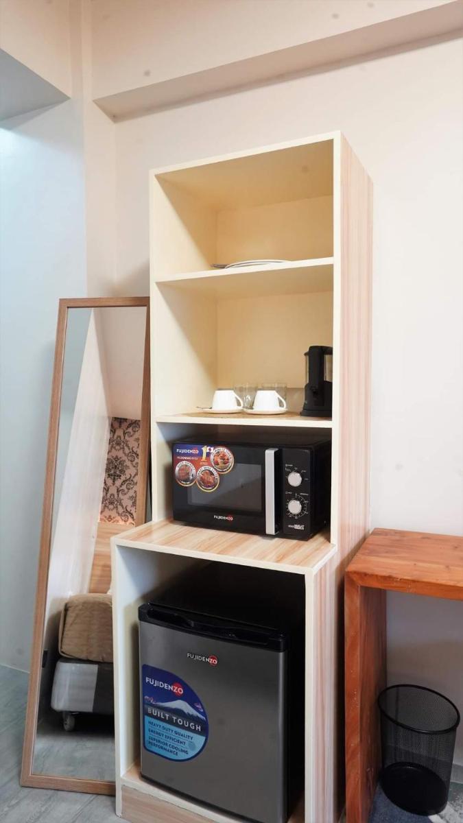 Relaxing Studio five in Bacolod across Ayala Mall - Housity