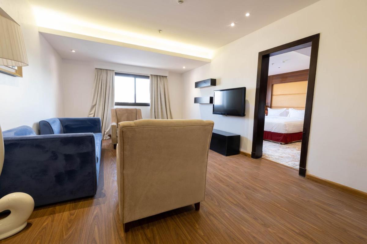 Mira Business Hotel - Housity