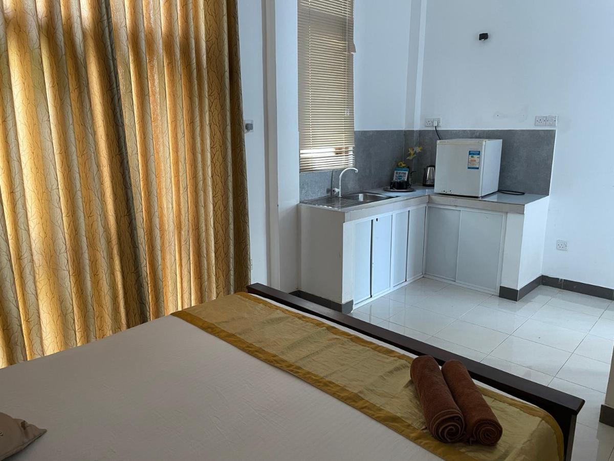 White Fortress - Housity