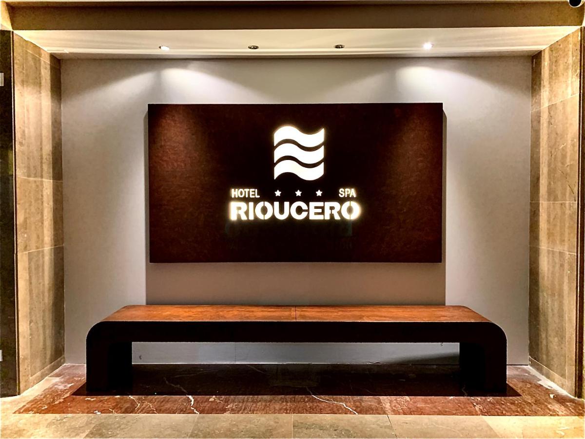 Certificado, premio, señal o documento que está expuesto en Hotel Spa Rio Ucero