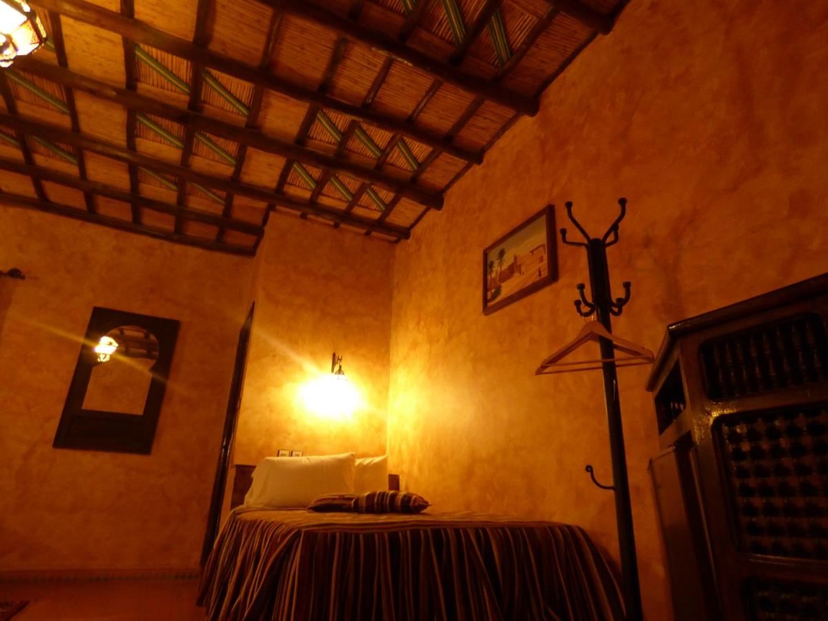 Riad Nezha - Housity