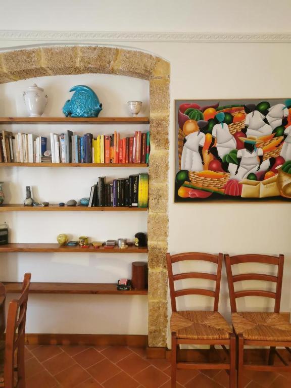 Via Mandralisca Super Central Apartment - Housity
