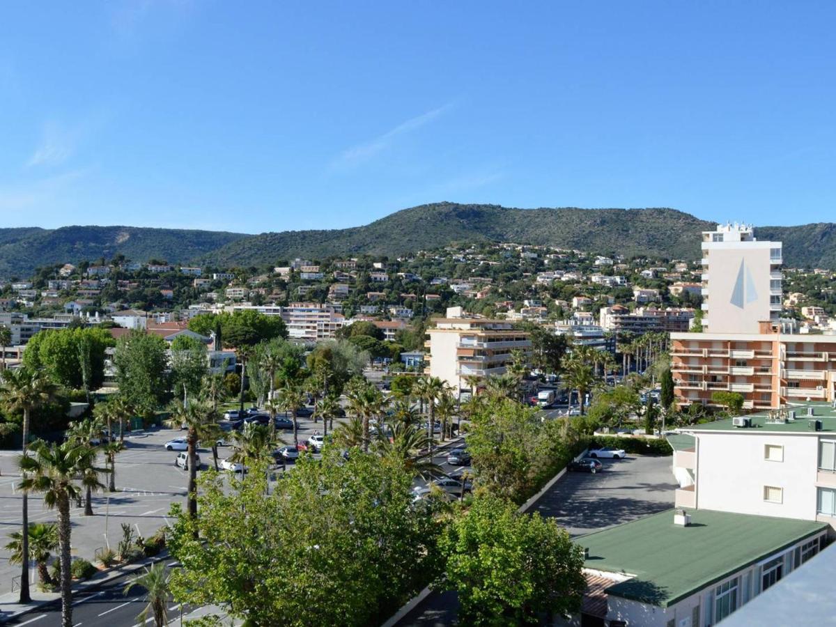 Appartement Le Lavandou, 1 pièce, 2 personnes - FR-1-251-391 - Housity