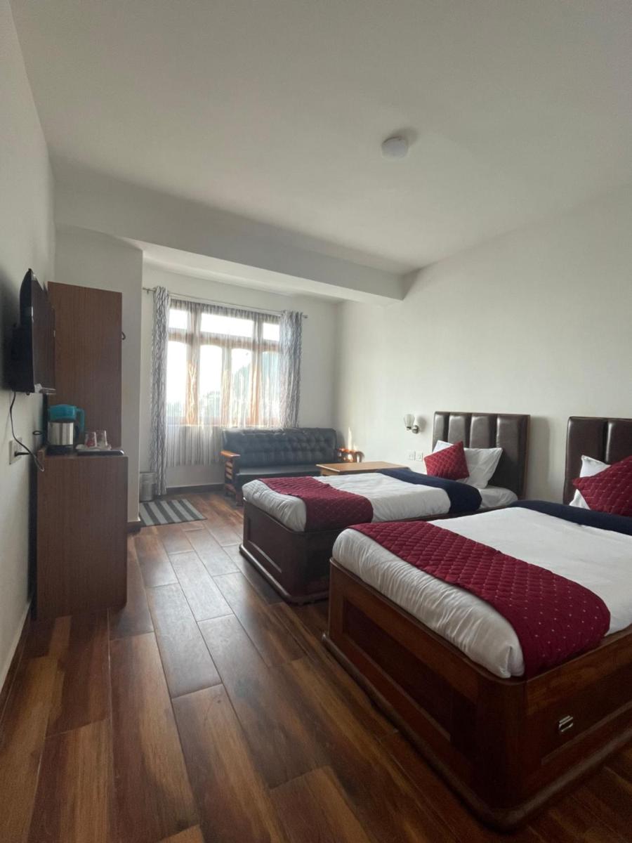 Dorjee House PURE VEG HOMESTAY - Housity
