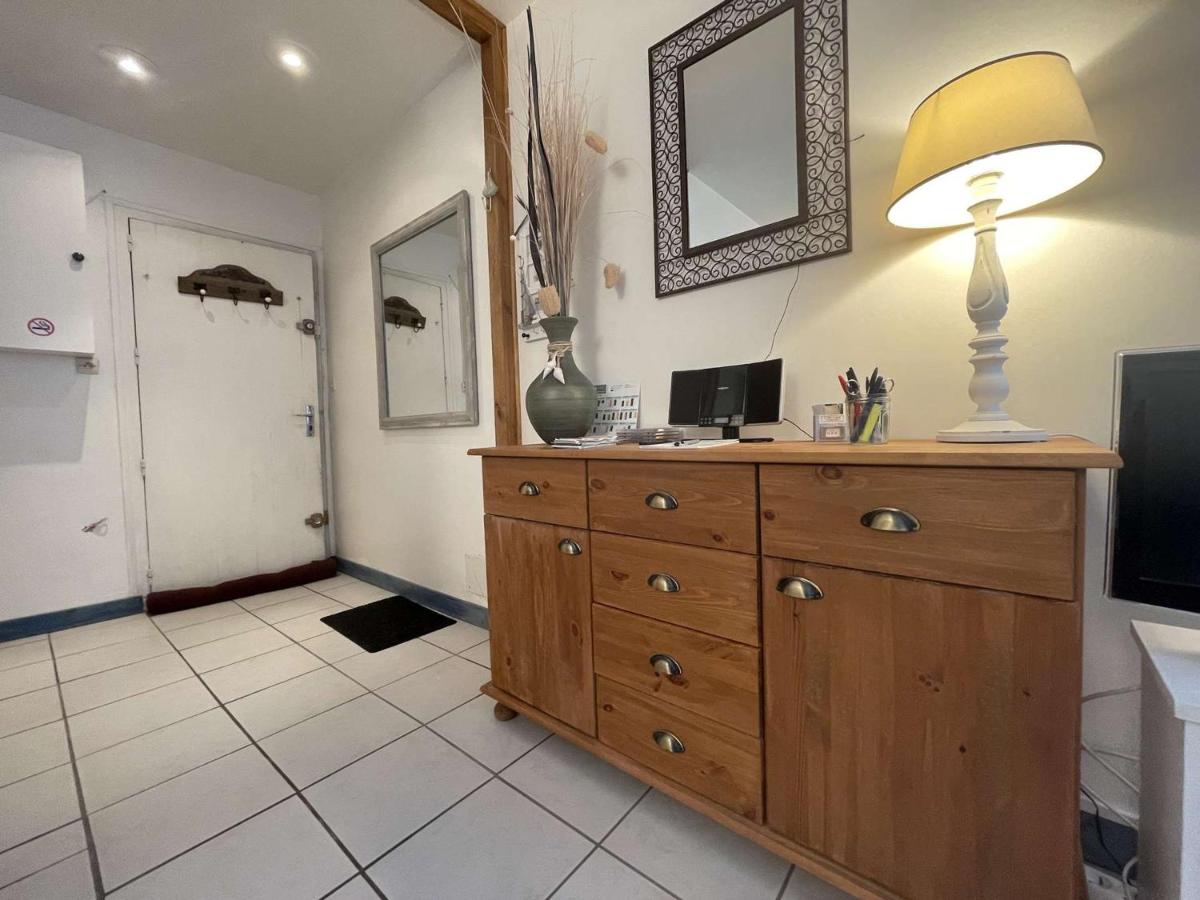 Charmant studio Saint-Martin-de-Ré, près des commerces et restaurants, idéal pour cyclistes - FR-1-246C-20 - Housity