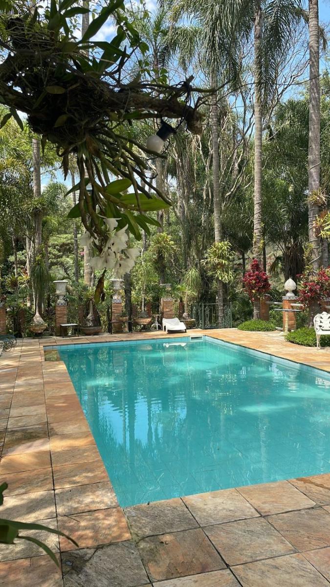 Pool House - Housity