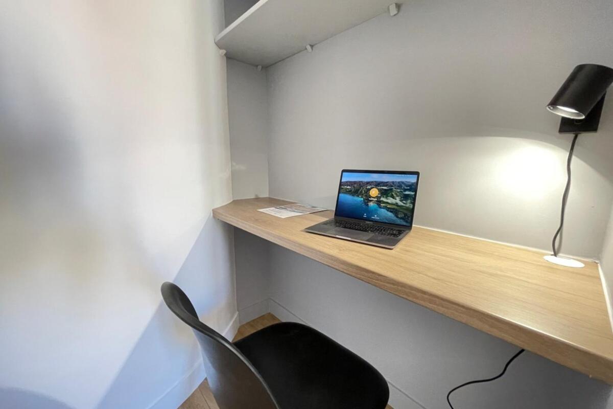 Le République 2 - CityCenter Wifi Joliette - Housity